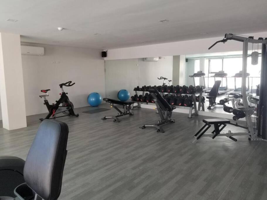 Spacious 2 Bedroom 42Sqm Condo Unit Iloilo City Εξωτερικό φωτογραφία