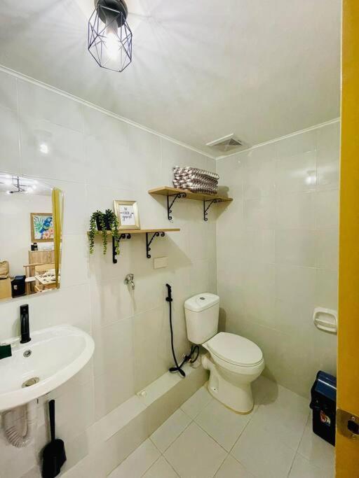 Spacious 2 Bedroom 42Sqm Condo Unit Iloilo City Εξωτερικό φωτογραφία